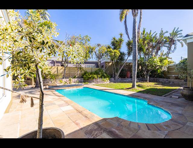 3 BEDROOM HOUSE FOR SALE IN WEST BEACH
